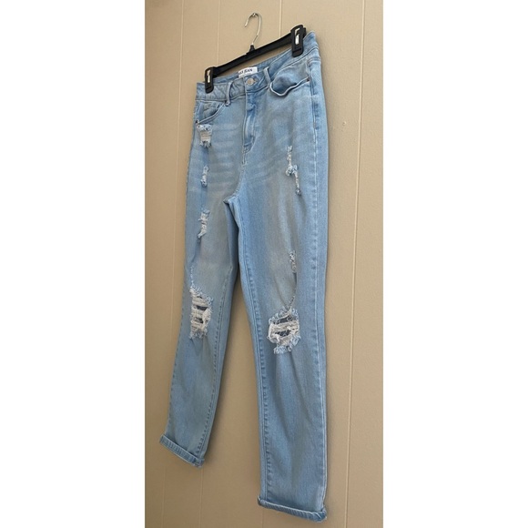 💎Ripped High Waisted Mom Jeans🌹 - Picture 3 of 9